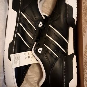 adidas Originals Rivalry Low Sneaker in Black for Men